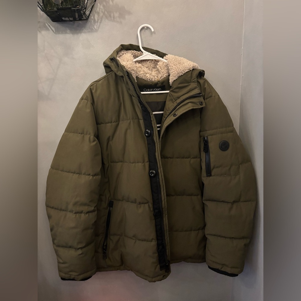 Calvin Klein Men's Green Puffer Jacket
